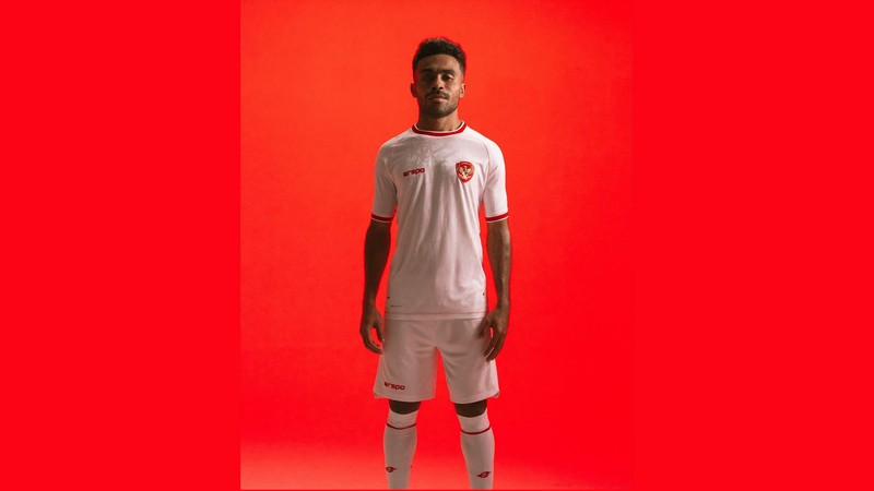 Jersey terbaru Timnas Indonesia 2024 yang di produksi oleh Erigo Sport atau ESPRO. Jersey terbaru Timnas Indonesia 2024 yang di produksi oleh Erigo Sport atau ESPRO. (Instagram @erspo.official)