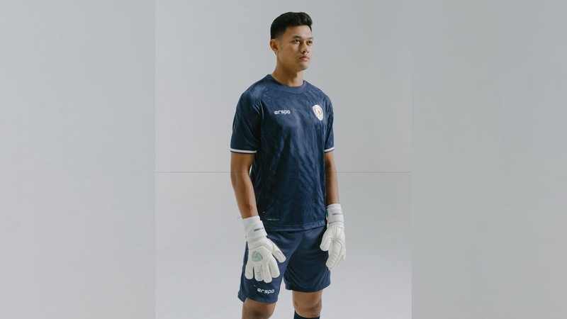 Jersey terbaru Timnas Indonesia 2024 yang di produksi oleh Erigo Sport atau ESPRO. Jersey terbaru Timnas Indonesia 2024 yang di produksi oleh Erigo Sport atau ESPRO. (Instagram @erspo.official)