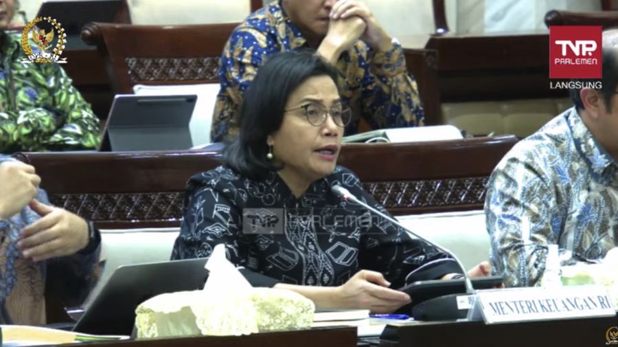Menteri Keuangan (Menkeu), Sri Mulyani Indrawati saat rapat kerja dengan Komisi XI DPR RI membahas mengenai APBN. (Tangkapan Layar Yotuube Komisi XI DPR RI Channel)