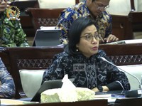 Dicecar DPR Soal Makan Siang Gratis, Begini Jawab Sri Mulyani!
