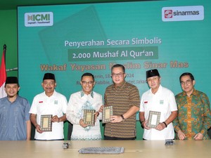 Sinar Mas Wakafkan 2.000 Al-Quran ke ICMI