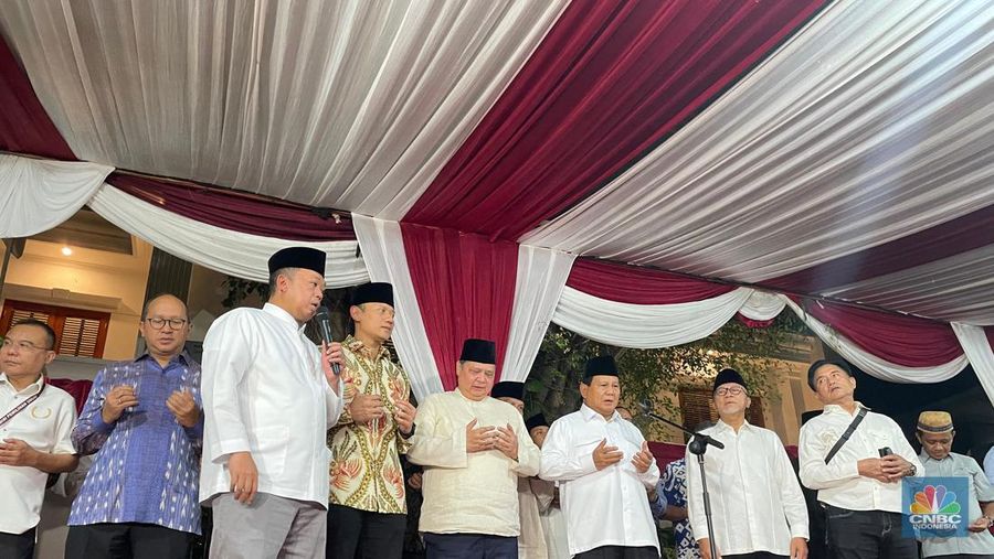 Calon presiden nomor urut 02 Praowo Subianto saat knferensi pers usai Penetapan Hasil Pilpres KPU 2024 di Kartanegara, Jakarta, Rabu (20/3/2024). (CNBC Indonesia/Romys)