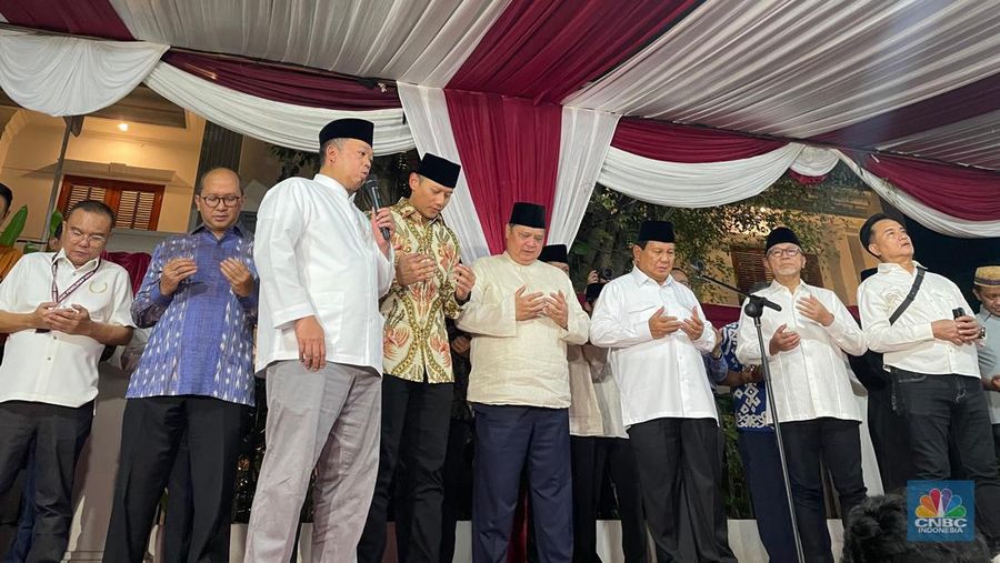 Calon presiden nomor urut 02 Praowo Subianto saat knferensi pers usai Penetapan Hasil Pilpres KPU 2024 di Kartanegara, Jakarta, Rabu (20/3/2024). (CNBC Indonesia/Romys)