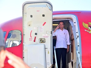 Resmikan Bandara Singkawang, Jokowi Sapa Aguan cs