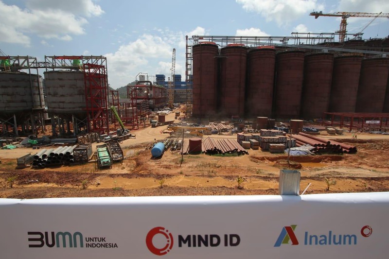 Smelter Alumina di Mempawah, Kalimantan Barat. (Dok. MIND ID) Smelter Alumina di Mempawah, Kalimantan Barat. (Dok. MIND ID)
