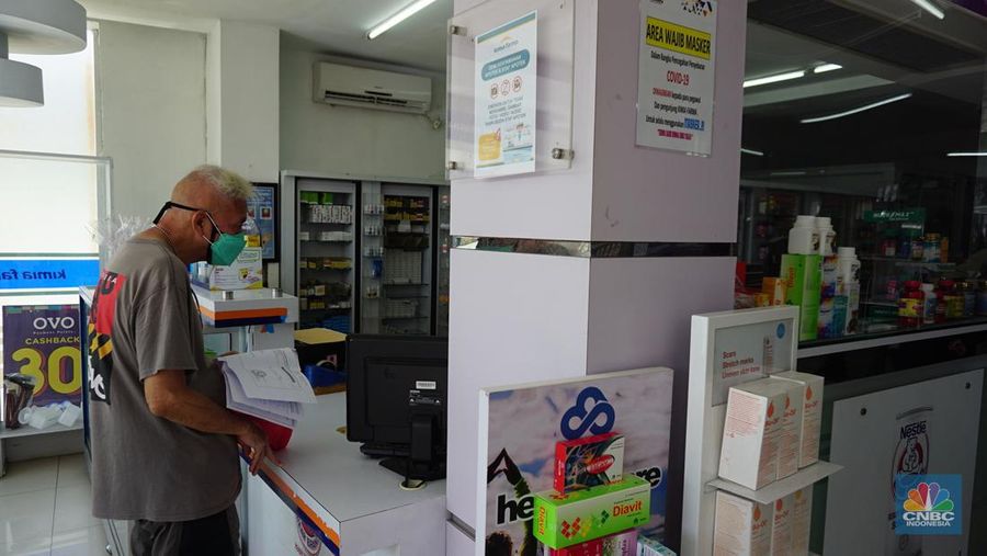 Apotek Kimia Farma (CNBC Indonesia)