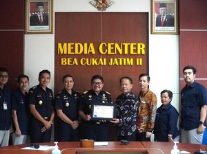 Bea Cukai Beri Izin Kawasan Berikat untuk Produsen Coreboard Paper