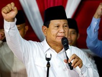 Potret Sepekan, Detik-Detik Prabowo Menang Pemilu-Udara 'Neraka' Bocor