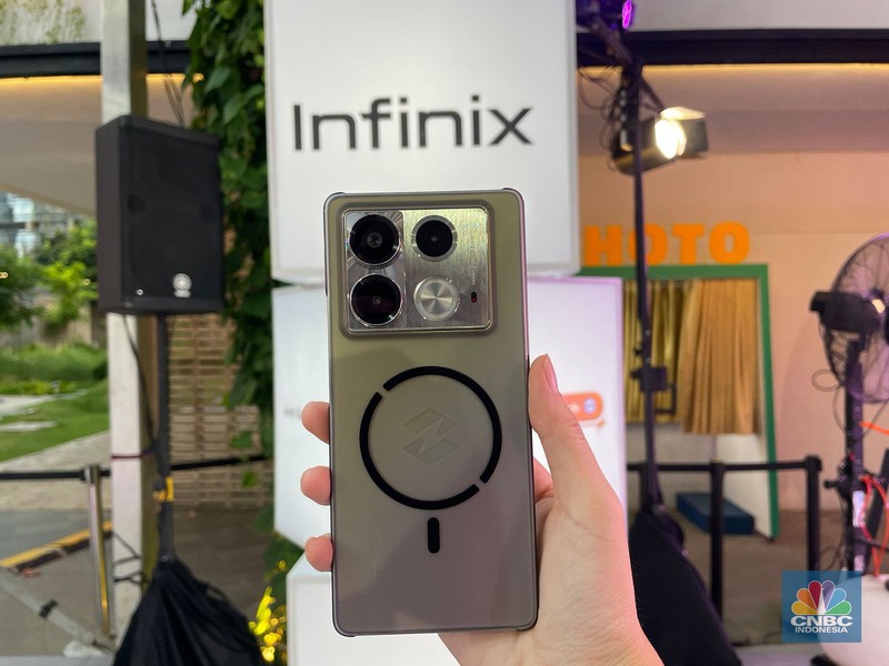 Infinix Note 40 dan 40 Pro. Infinix Note 40 dan 40 Pro. (CNBC Indonesia/Rindi Salsabilla)