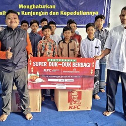 Gandeng 2 Badan Amal, KFC Indonesia Bagikan 14.208 Paket Makanan