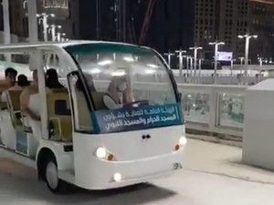 Tawaf di Atap Masjidil Haram Bisa Naik Mobil Golf