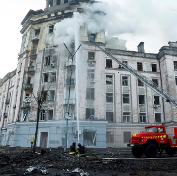 Ngeri! Potret Rusia Hajar 2 Wilayah Ukraina, Puluhan Orang Tewas