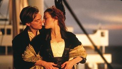 Kesalahan Fatal James Cameron di Titanic Gegara Ngejar Sunset