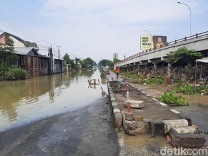 BNPB Bakal Tambah Pompa untuk Kuras Sisa Banjir Demak