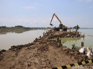 Tanggul Sungai Wulan Demak Jebol Sudah Ditutup, Dinas Akan Perkuat Lagi