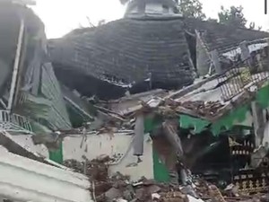 Dampak Gempa Susulan Tuban, Satu Masjid di Pulau Bawean Ambruk