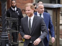 Pangeran Harry dapat Kejutan dari William dan Kate