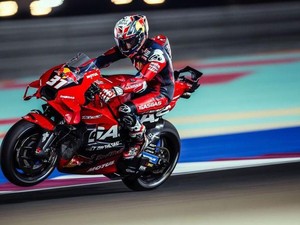Valentino Rossi Kirim Pesan ke Pedro Acosta Usai MotoGP Qatar, Begini Isinya
