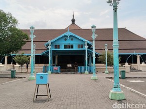 4 Masjid di Solo Bisa untuk Ibadah Iktikaf, Ada yang Sediakan Laundry