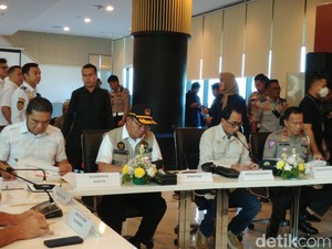 Muhadjir Minta Pemda Gencar Sosialisasi Angkutan Gratis Stasiun Cilegon-Merak