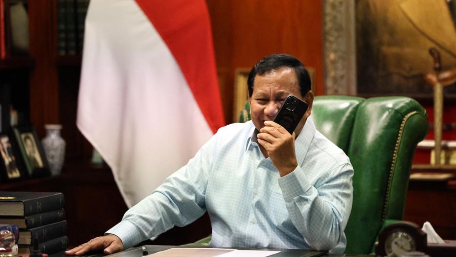 Presiden terpilih Prabowo Subianto yang telah resmi dinyatakan unggul dalam pilpres 2024 menerima ucapan selamat via telepon dari Presiden Amerika Serikat (AS) Joe Biden, Jumat (22/3/2024) malam WIB. (Dok. Kemehan RI)