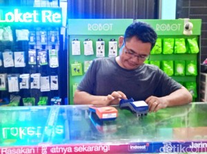 Dirumahkan, Suryadi Tetap Berpenghasilan dari Jual Paket-Agen BRILink