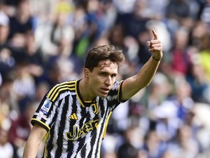 Spurs Mau Beli Chiesa?