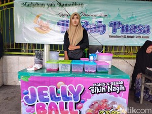 Jajanan Viral Jadi Inspirasi Pedagang Jualan Takjil di Masa Ramadan