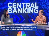 Jika Bunga Acuan The Fed Tak Dipangkas, Nasib Rupiah 2024 Gimana?