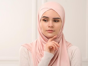 8 Masker Alami untuk Mengatasi Kulit Kering Saat Puasa