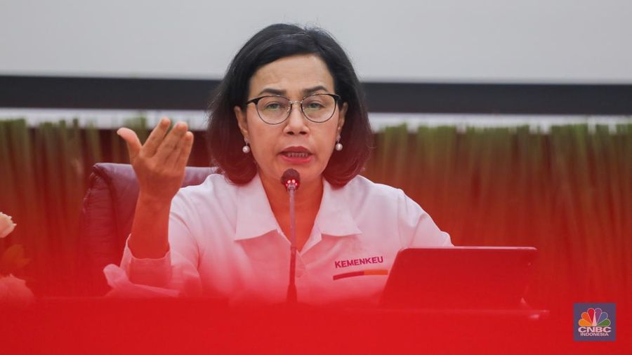 Menteri Keuangan Sri Mulyani memberikan keterangan saat konferensi pers APBN KiTa di kantor Kementerian Keuangan, Jakarta, Senin (25/3/2022). (²©²ÊÍøÕ¾/Faisal Rahman)