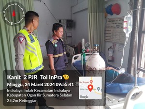 Sekeluarga Keracunan AC Mobil di Tol Indraprabu, 1 Tewas-7 Pingsan