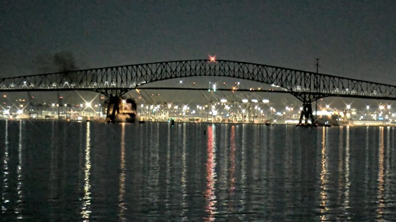 Jembatan Baltimore. (Tangkapan Layar Youtube/StreamTime Live)