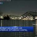 Video: Jembatan Ikonik AS Ambruk Ditabrak Kapal