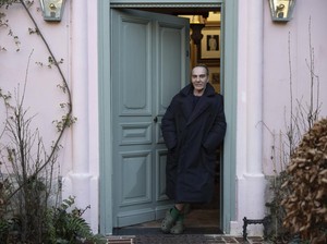 Desainer John Galliano Mundur Sebagai Direktur Kreatif Maison Margiela
