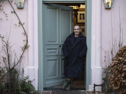 Desainer John Galliano Mundur Sebagai Direktur Kreatif Maison Margiela Desainer John Galliano Mundur Sebagai Direktur Kreatif Maison Margiela