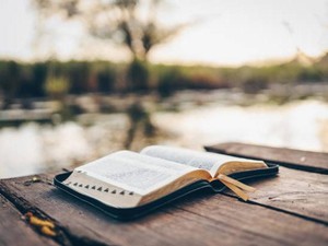 13 Kumpulan Ayat Alkitab untuk Refleksi Selama Masa Pekan Suci