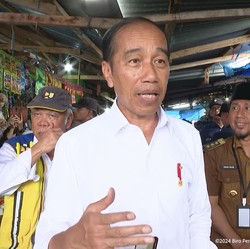 Jokowi Blusukan ke Sawah di Sulawesi Tengah, Cek Panen Raya!