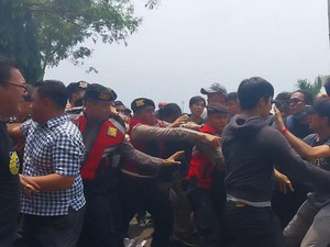 Polda Sumut Bantah Culik Massa Aksi yang Tuntut Bebaskan Ketua Adat Simalungun
