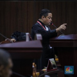 Sebelum Sampaikan Permohonan, Tim Hukum AMIN Sampaikan Ayat Alquran