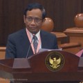 Mahfud MD Sentil Nadiem Soal Pramuka: Tolong Pak!