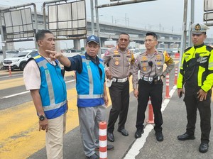 Polisi: Sopir Truk Pacu Kendaraan Kencang Sebelum Tabrakan di GT Halim