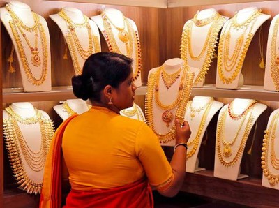 Harga Emas Mengamuk Lagi, Bandar Sedang Waspada Musim Pernikahan India