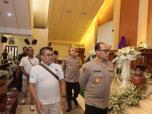 Kapolres Jakut Cek Gereja Pastikan Ibadah Tri Hari Suci Berjalan Aman
