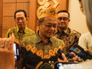 Respons Sarmuji soal Namanya Masuk 5 Besar Bursa Cagub Jatim 2024