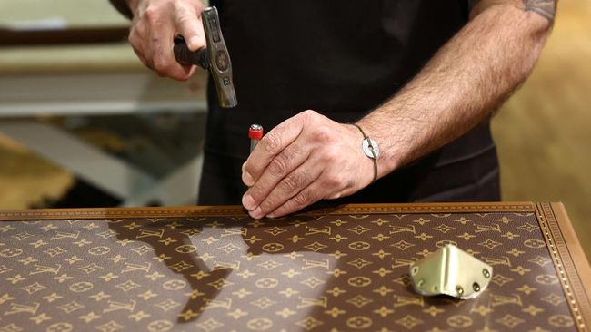 Viral Pabrik China Ungkap Harga Asli Louis Vuitton, Begini Faktanya