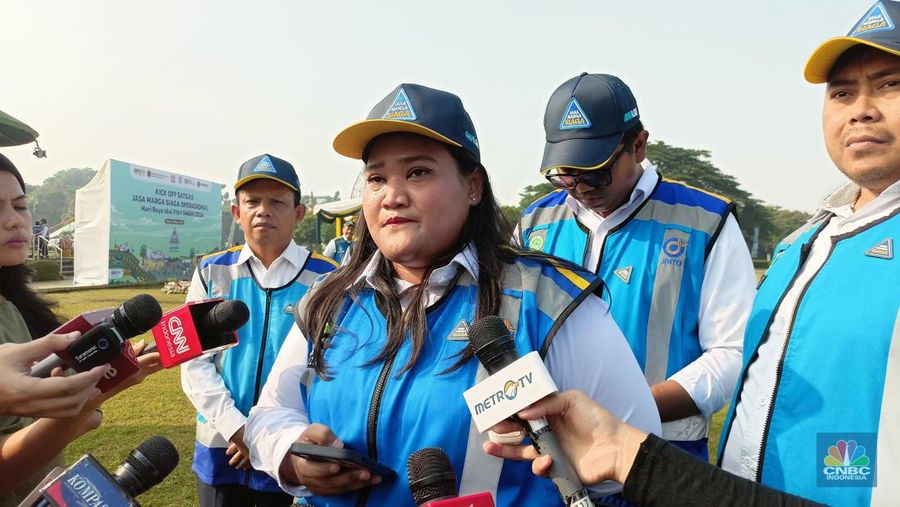 Marketing and Communication Department Head Jasa Marga Faiza Riani dalam Kick Off Tim Satuan Tugas Jasa di TMII, Kamis (28/03/2024). (CNBC Indonesia/Ferry Sandi)