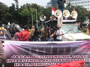 Sempat Bubar, Kelompok Massa Gelar Aksi Lagi di Patung Kuda Sore Ini