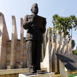 Bau Kolonial Istana RI, Kisah Tragis Rumah Proklamasi-Benteng Belanda