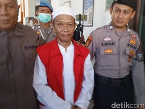 Kerutan Keriput Yosep Jelang Sidang Perdana Pembunuhan Tuti-Amel